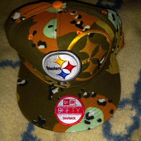 New Era Other - NFL  NEW ERA VINTAGE CAP COLLECTION NFL ADJUSTABLE SNAPBACK  PRE-OWNED  GOOD